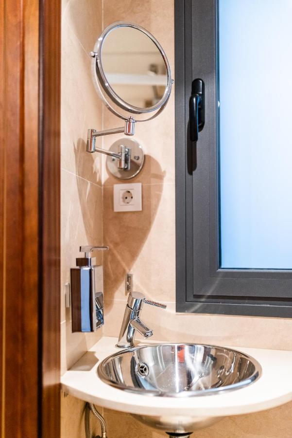Precioso Apartamento En El Centro De Granada Luaran gambar